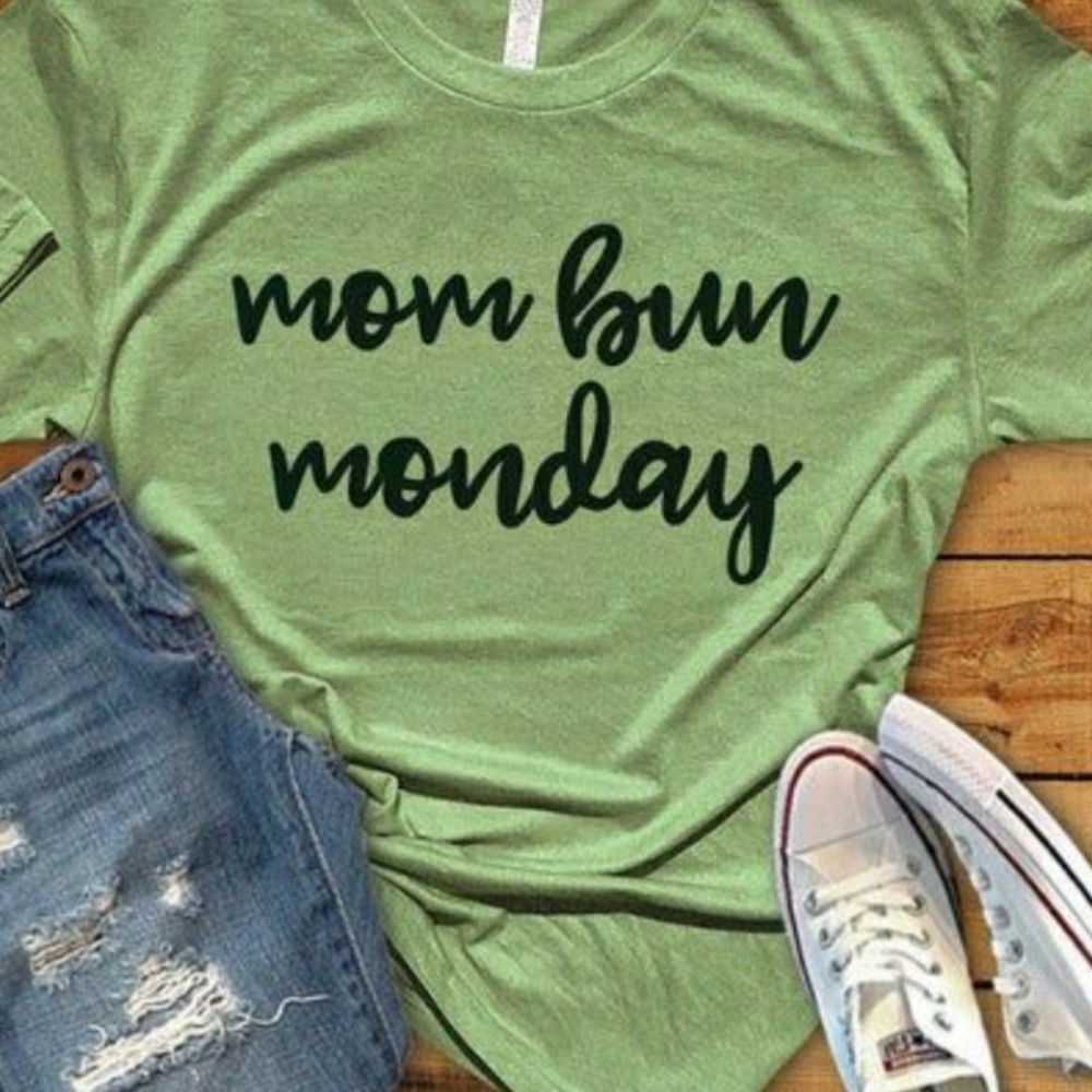 Mom Tee